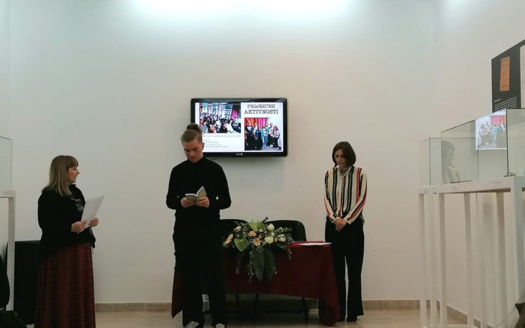 Tadijine jeseni – gimnazijalci odali počast pjesniku